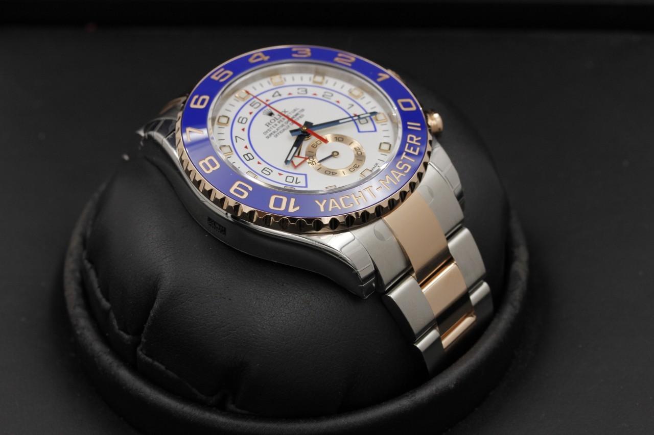 Watch Image 6