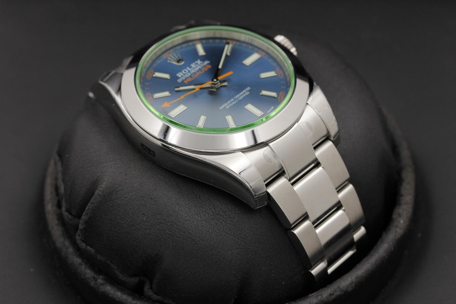 Watch Image 6