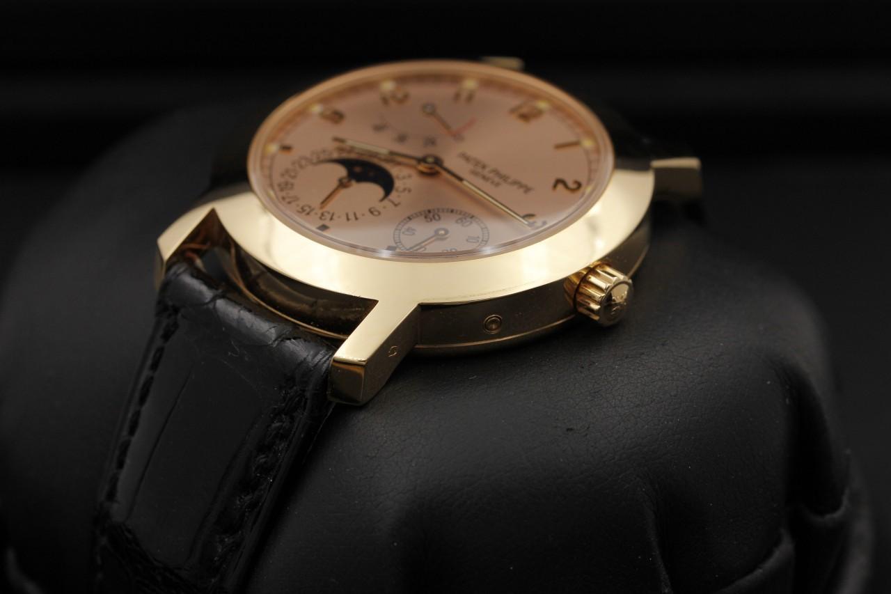 Watch Image 2