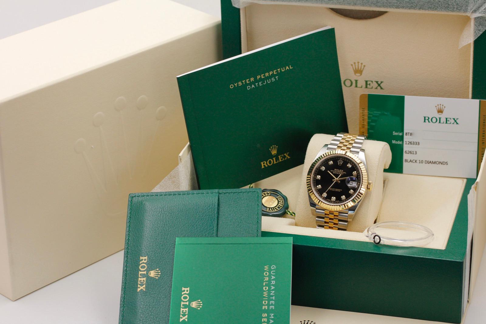 Watch Image 11