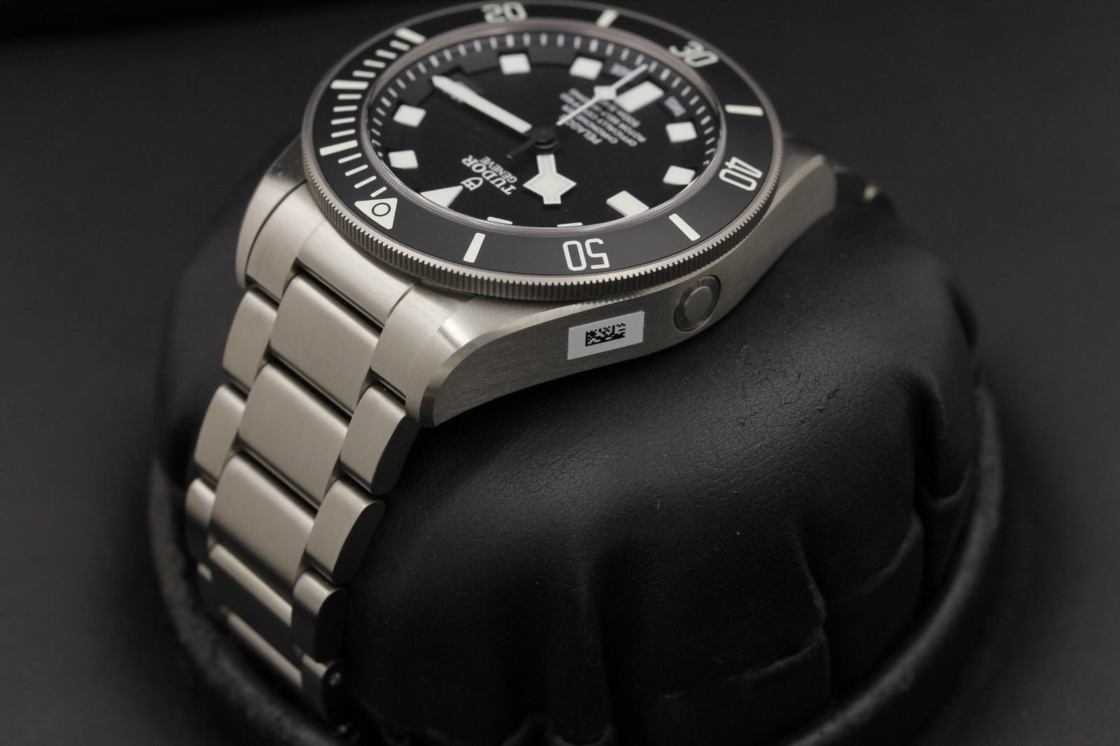 Watch Image 5