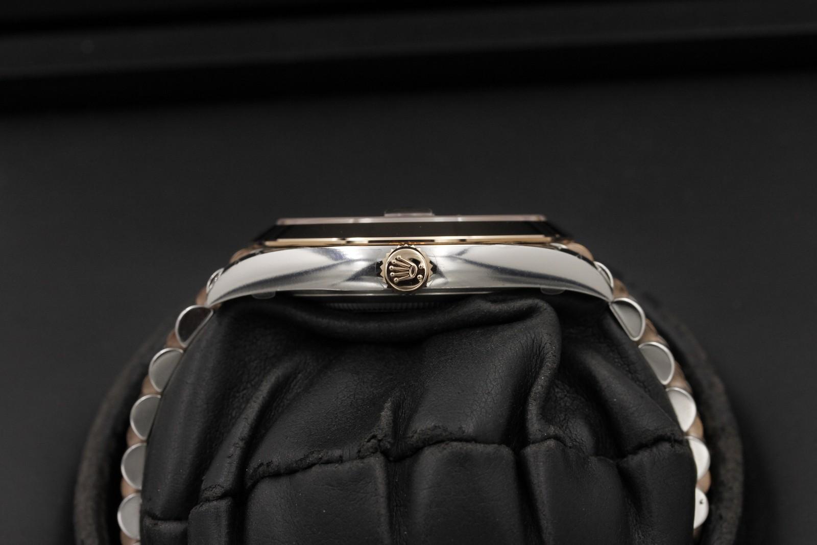 Watch Image 3