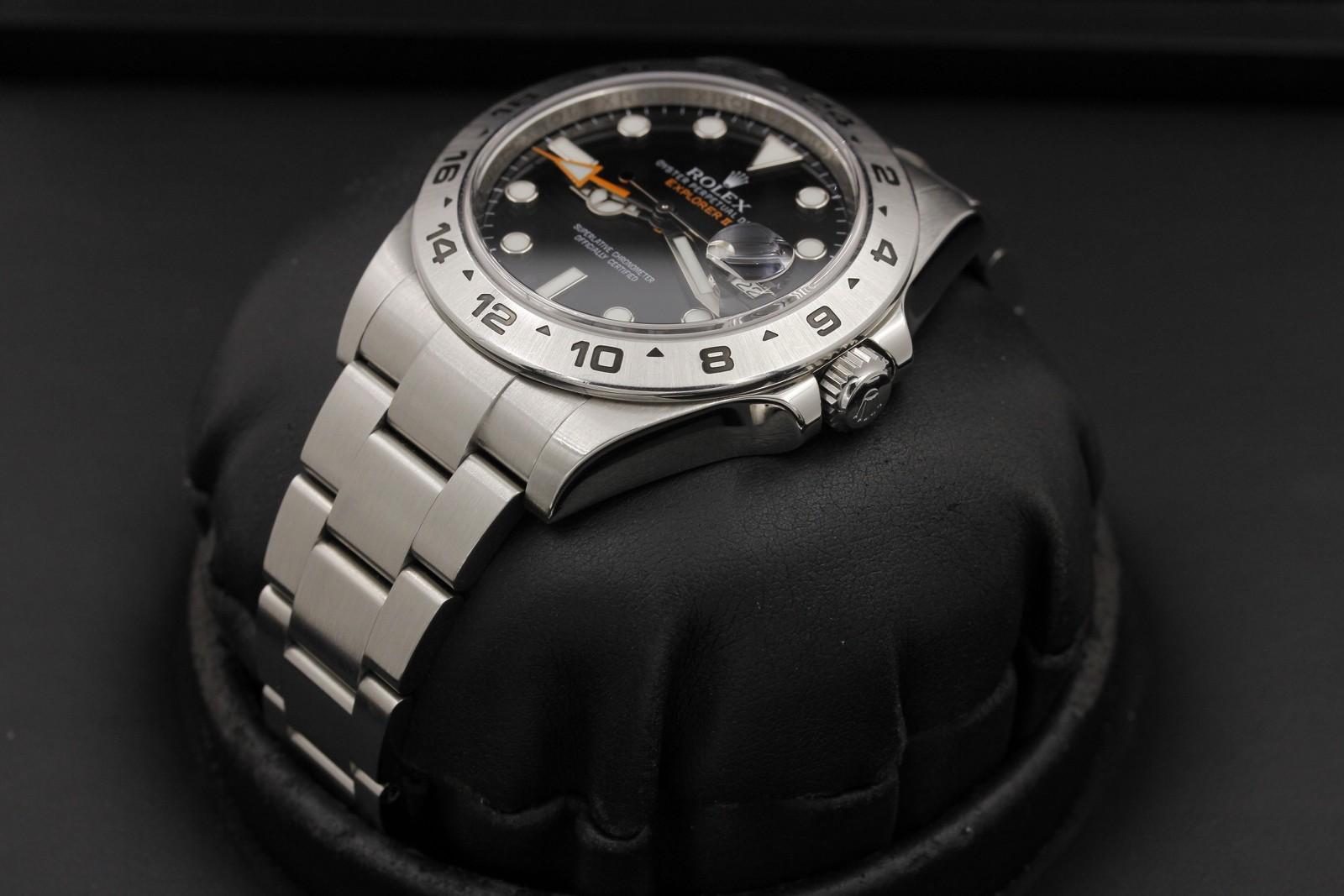 Watch Image 2