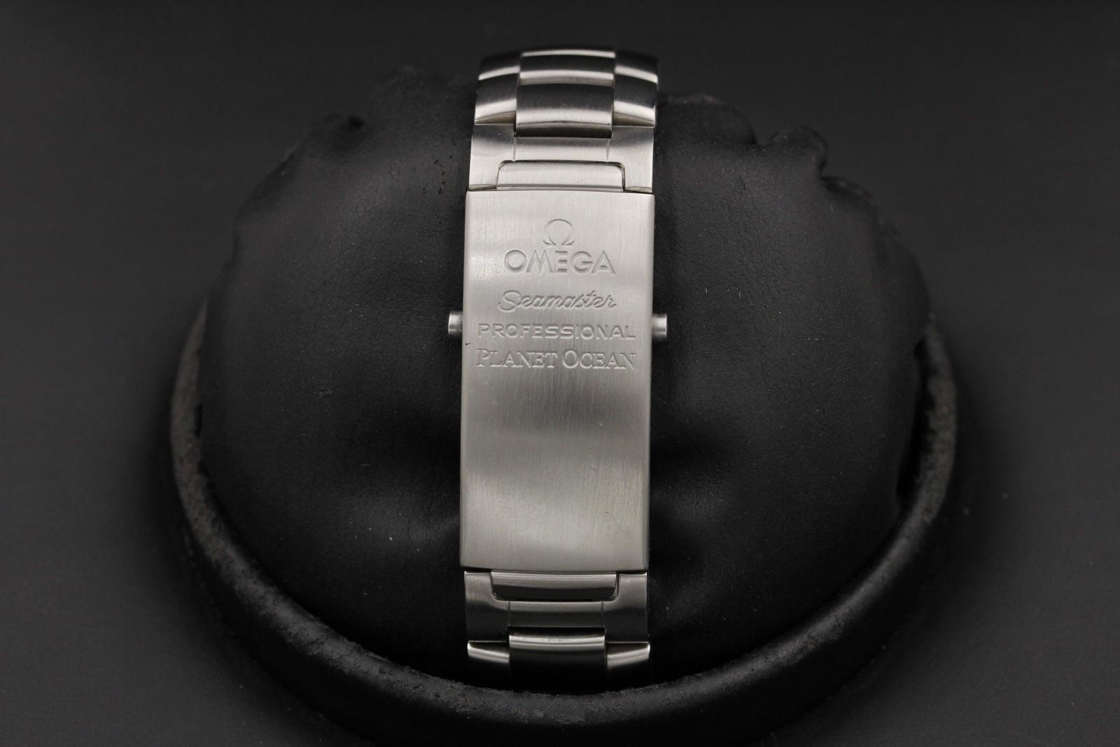 Watch Image 7