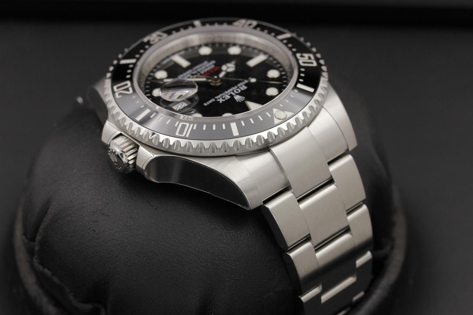 Watch Image 4