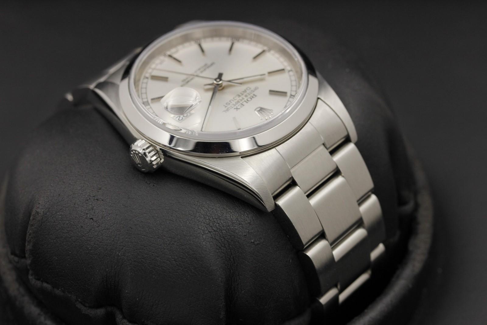 Watch Image 4