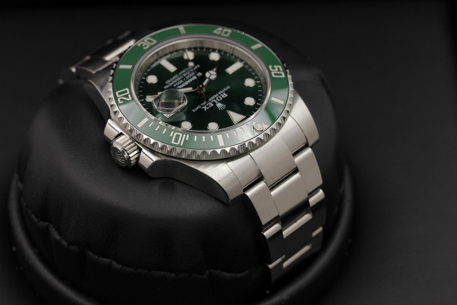 Watch Image 4