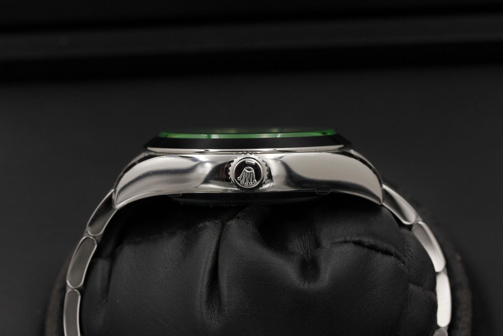Watch Image 3