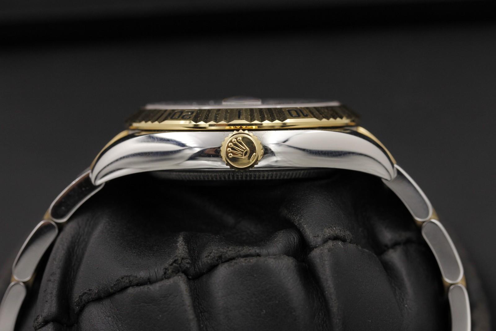 Watch Image 3