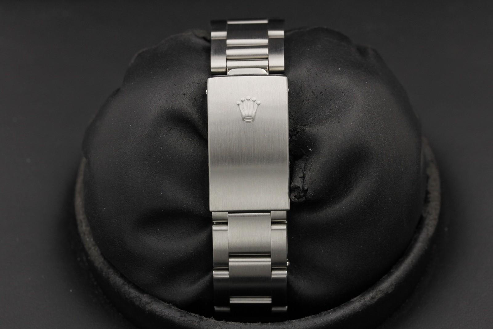 Watch Image 7