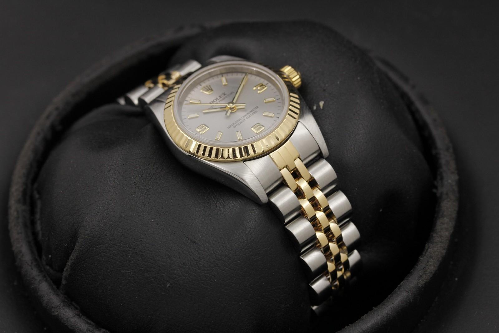 Watch Image 6