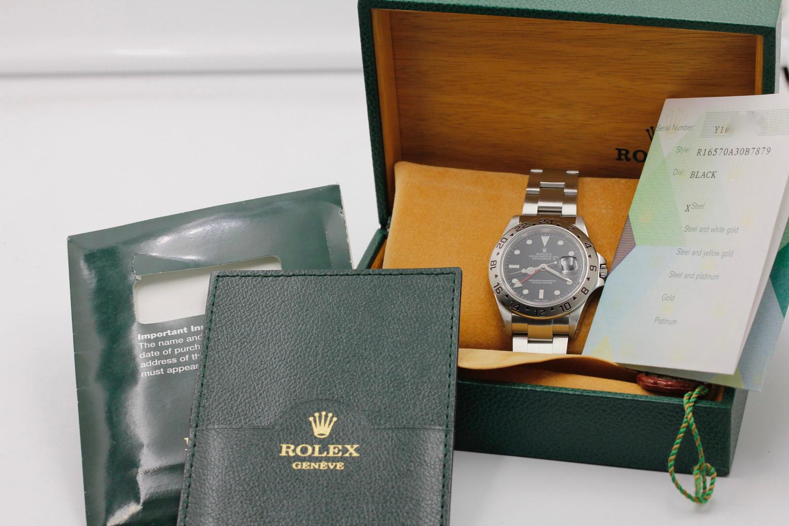 Watch Image 12