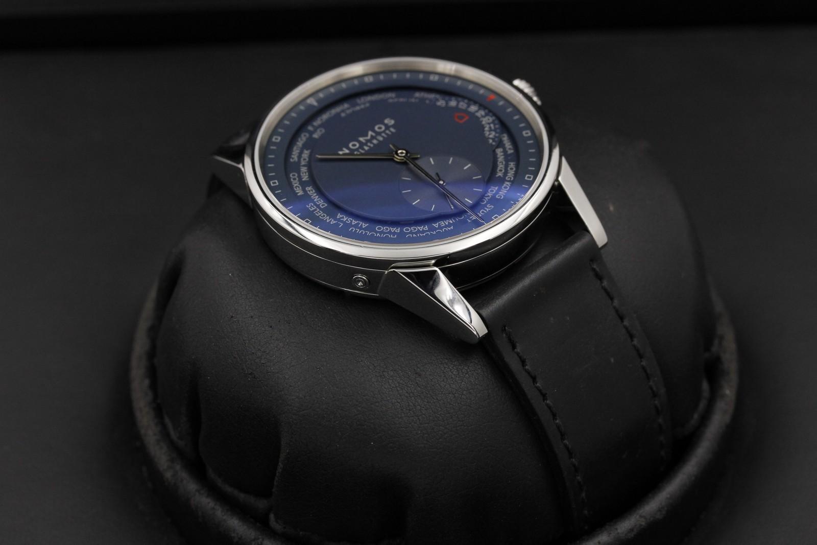Watch Image 6