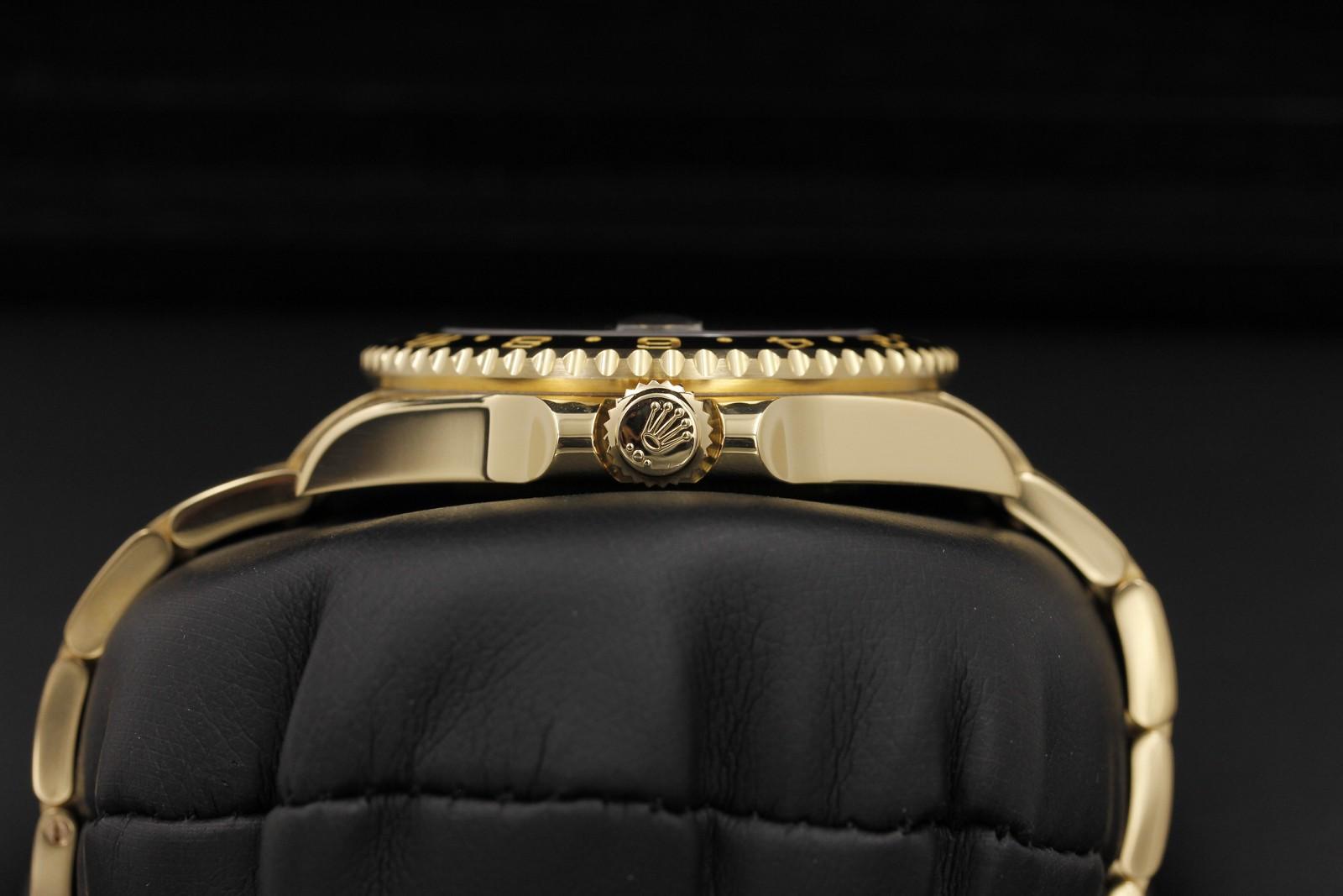 Watch Image 3