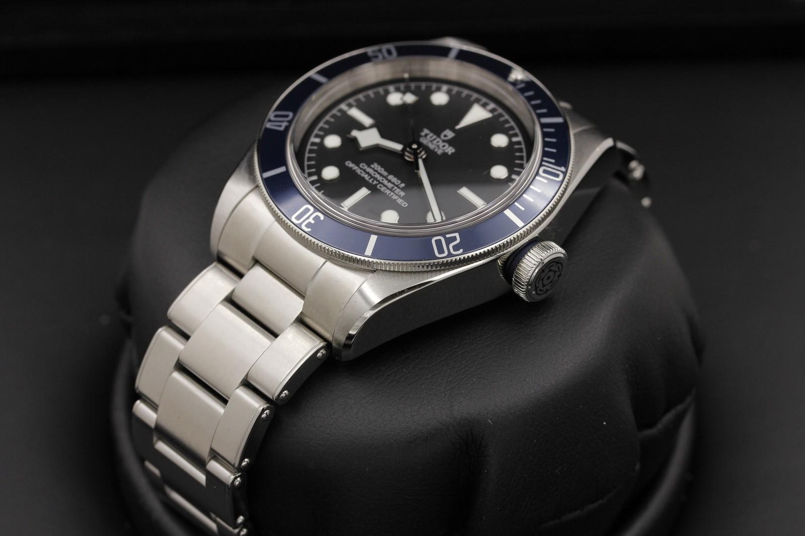 Watch Image 2
