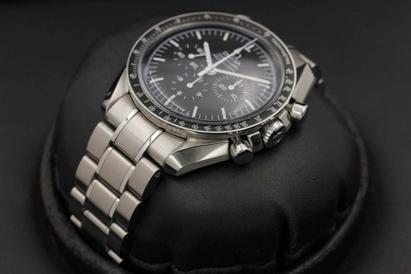 Watch Image 2