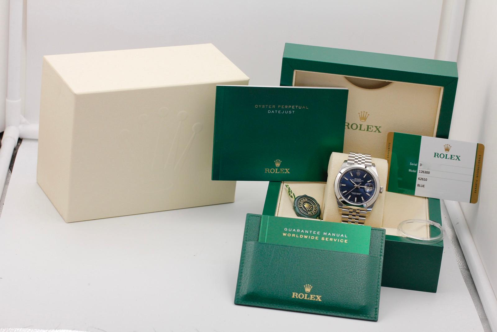 Watch Image 11