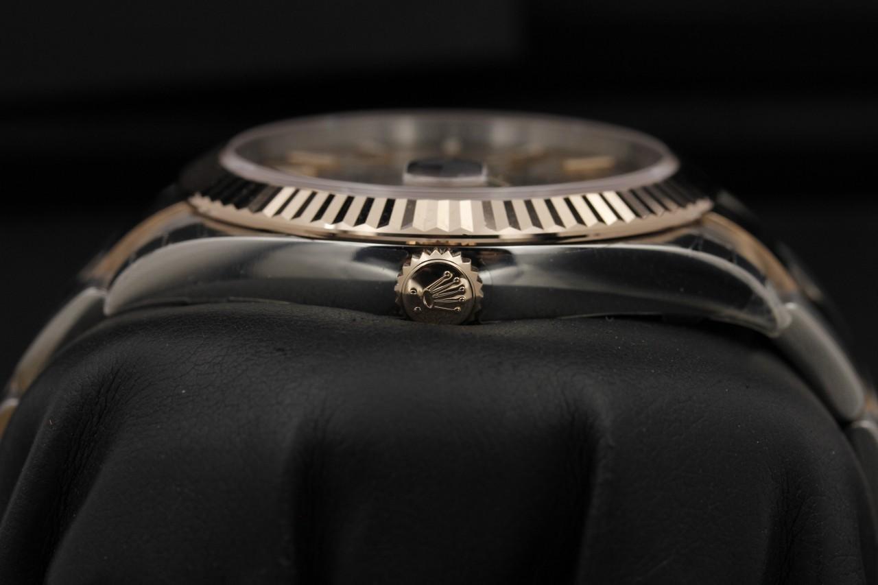 Watch Image 3