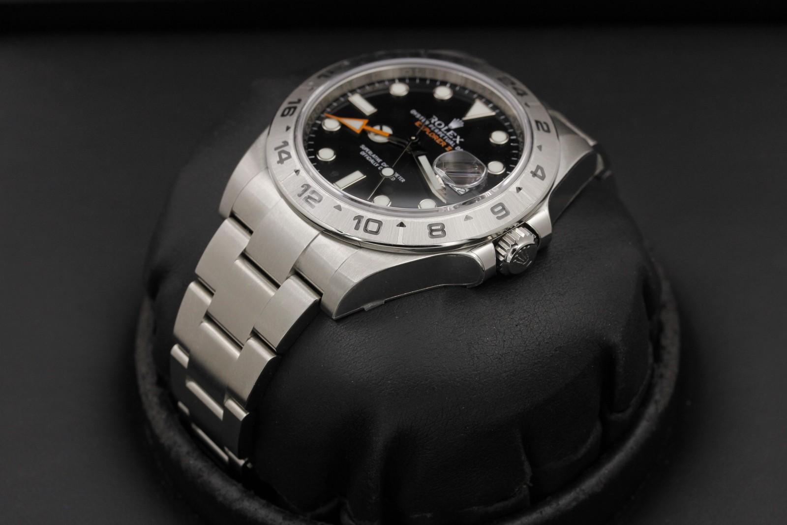 Watch Image 2