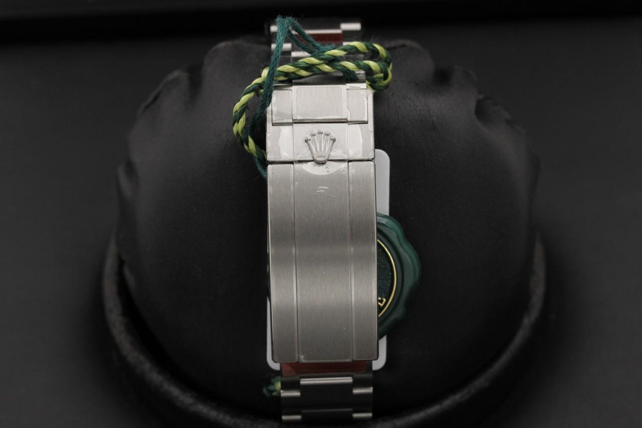 Watch Image 5