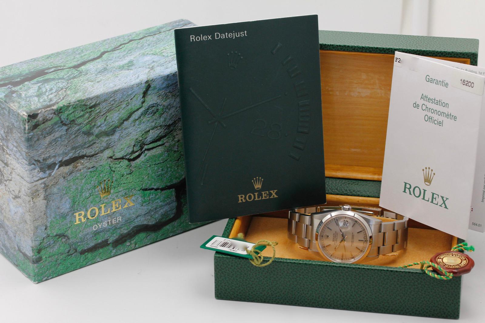 Watch Image 11