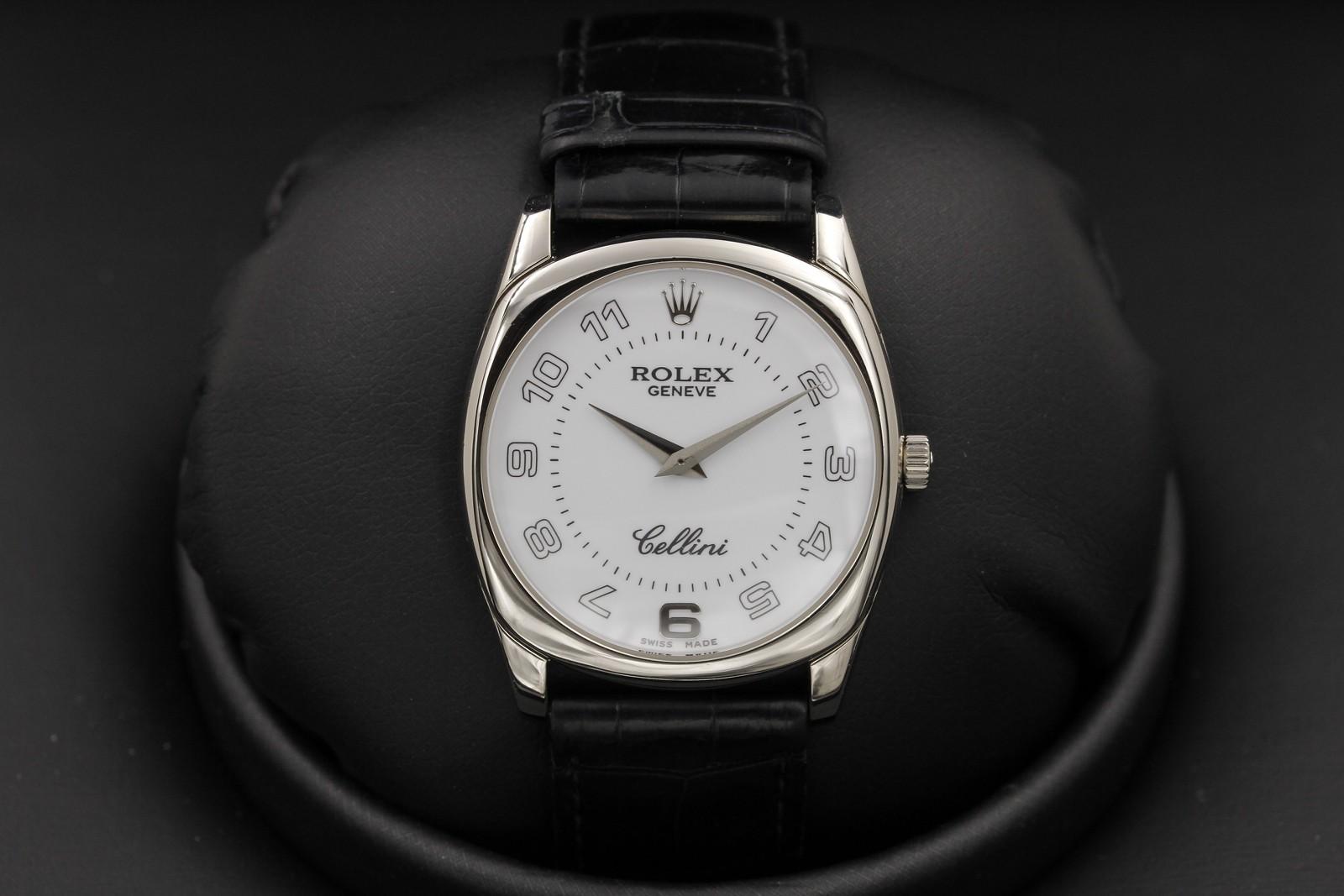 Watch Image 1