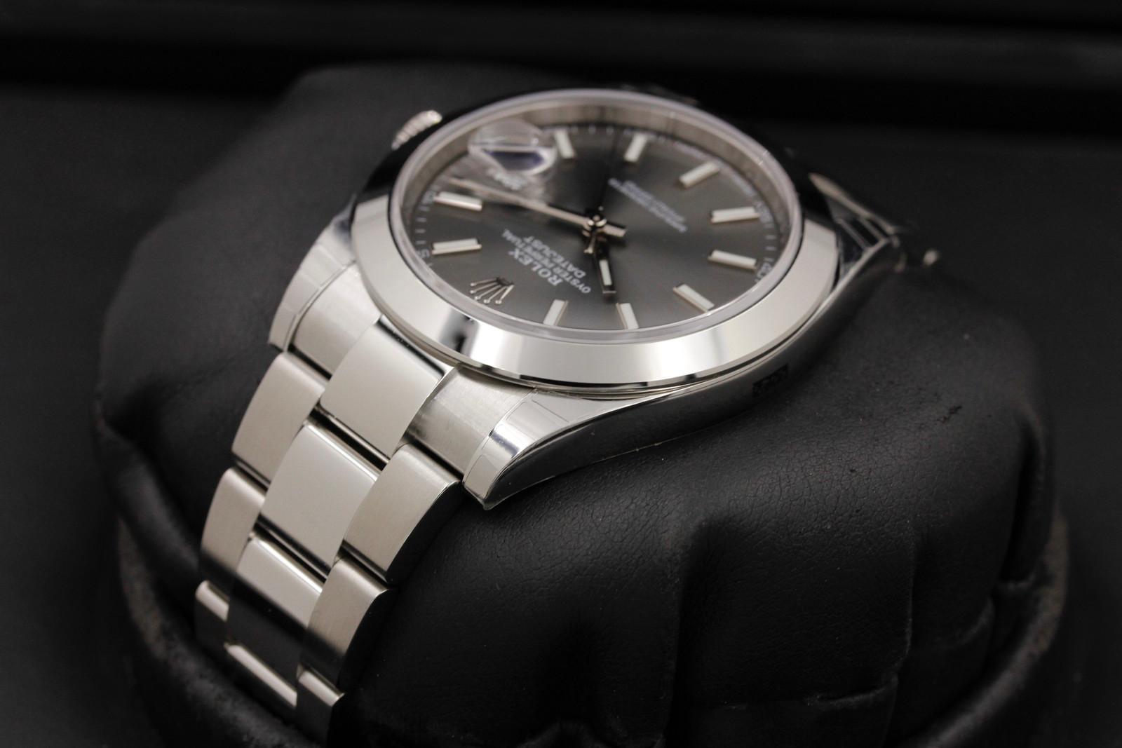 Watch Image 5