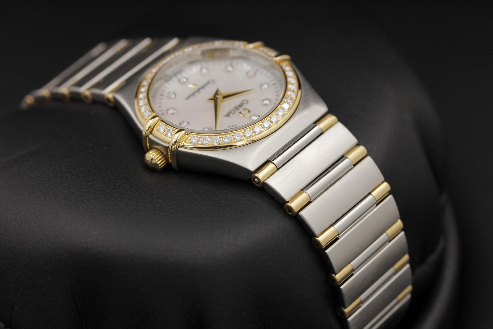 Watch Image 3