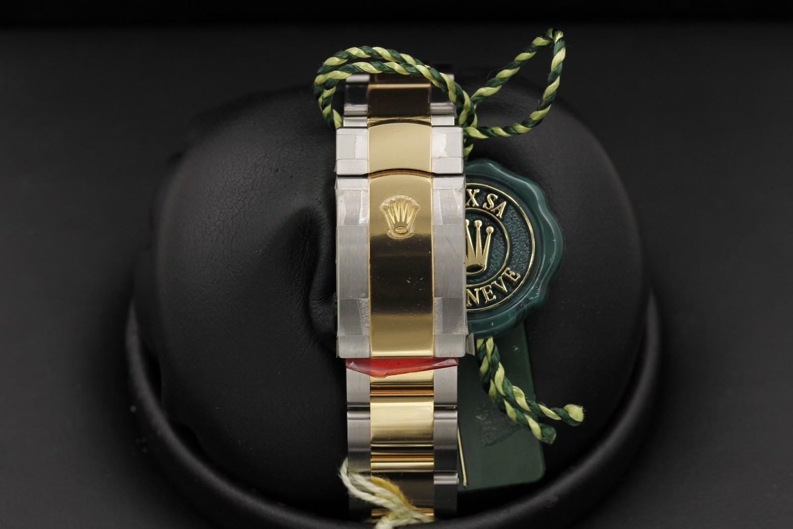Watch Image 7