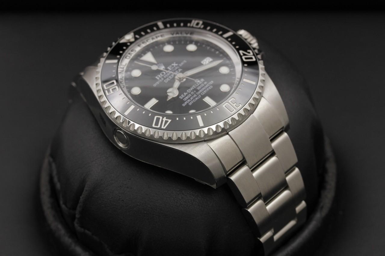 Watch Image 9