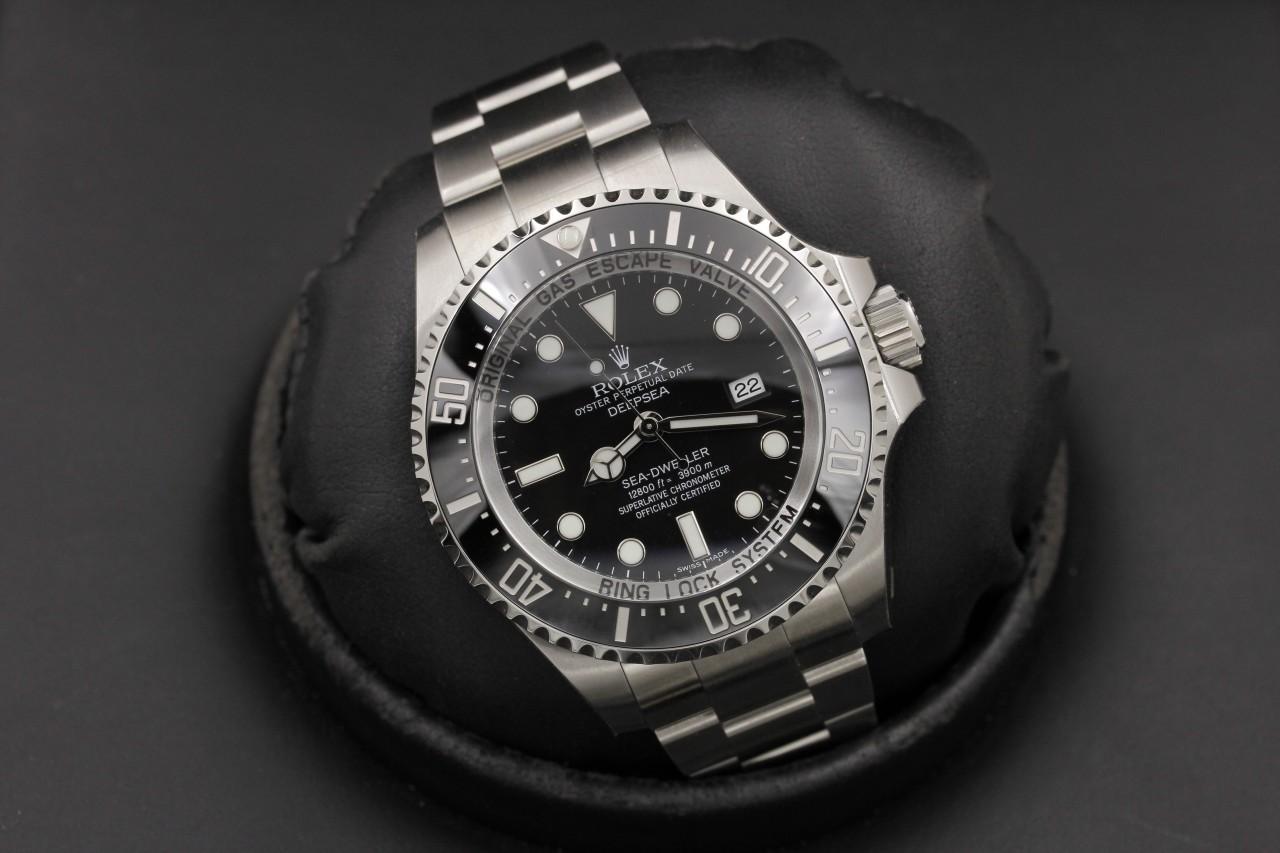 Watch Image 7