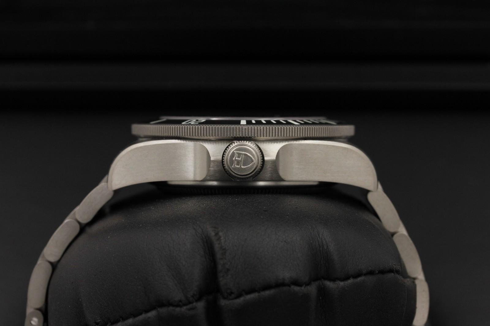 Watch Image 3