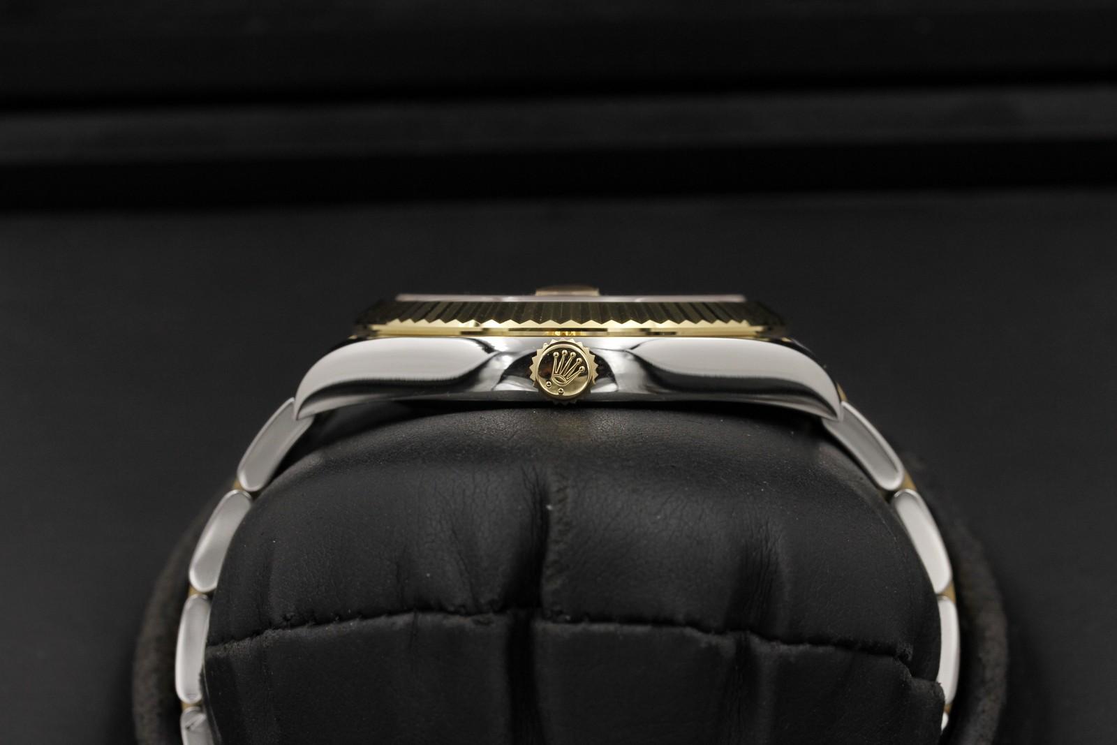 Watch Image 3