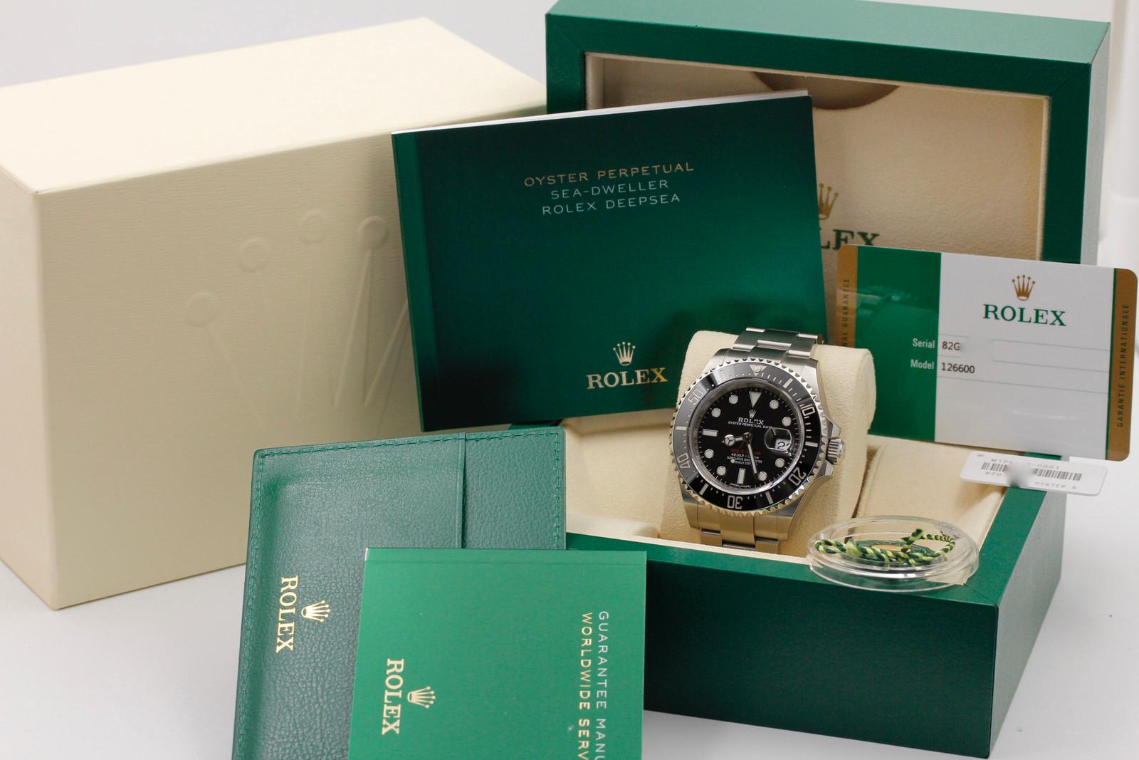 Watch Image 11