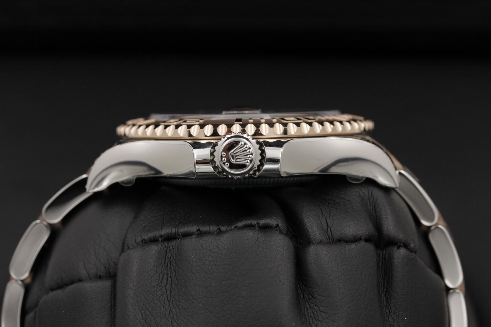 Watch Image 3