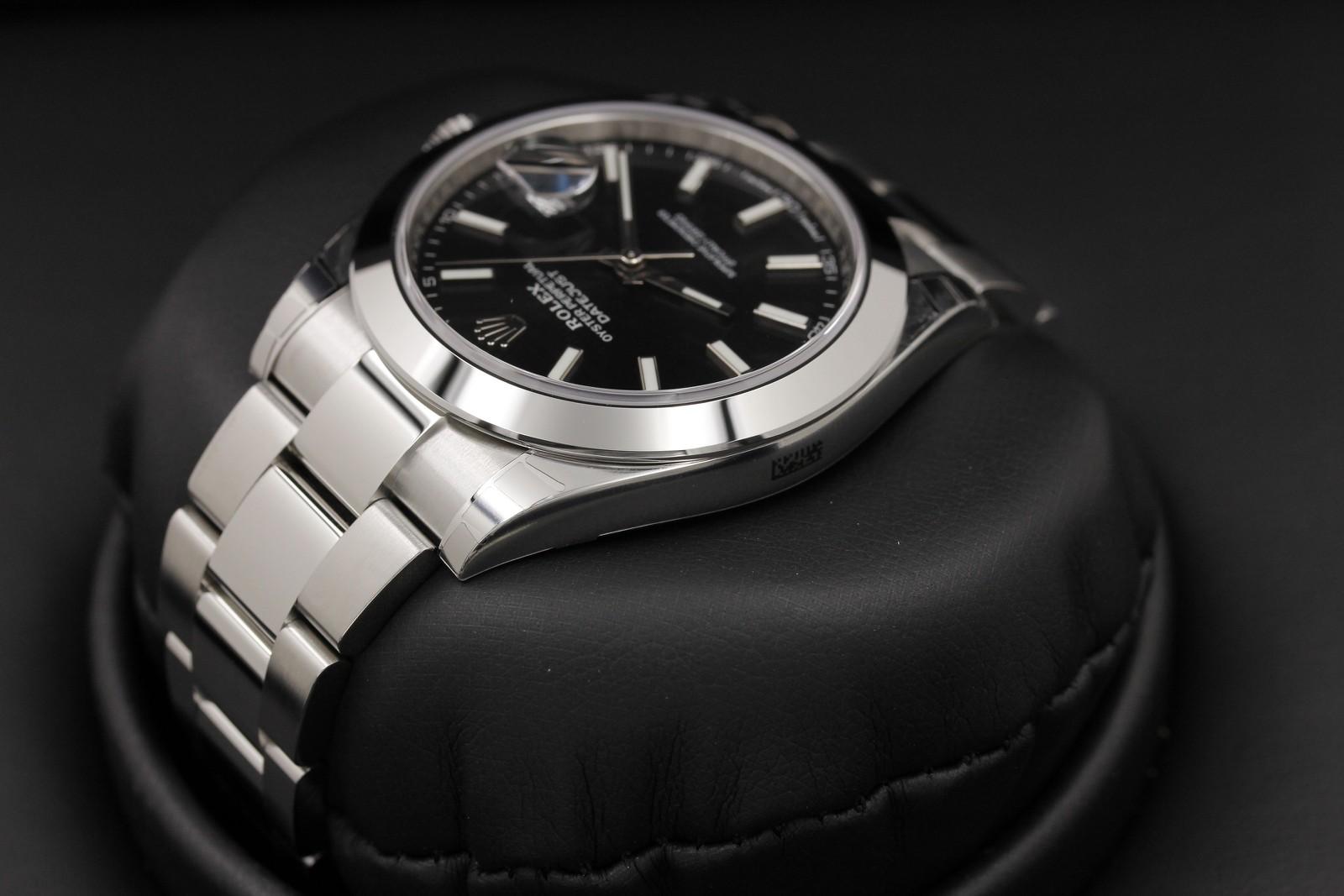 Watch Image 5