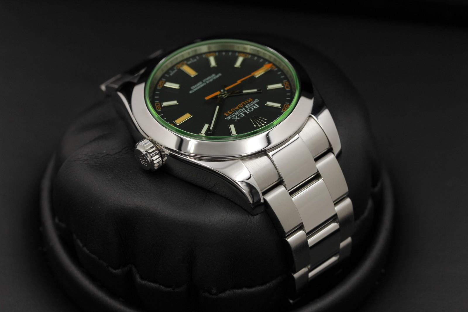 Watch Image 4