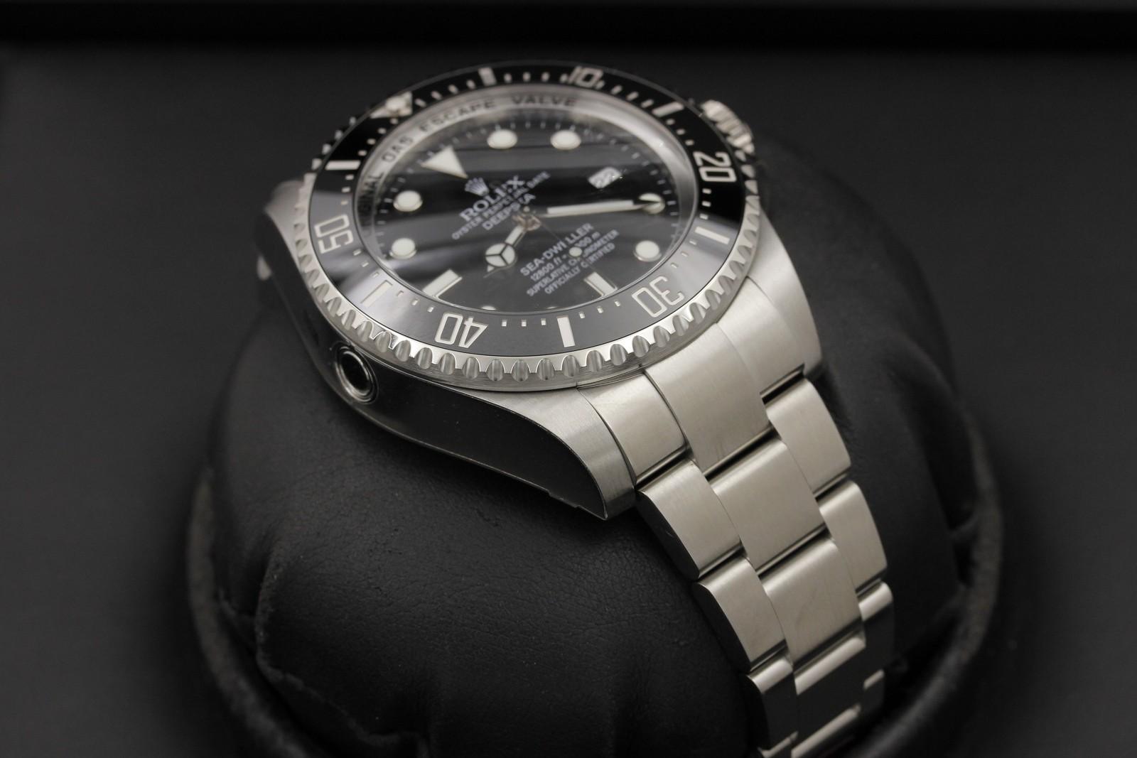 Watch Image 6
