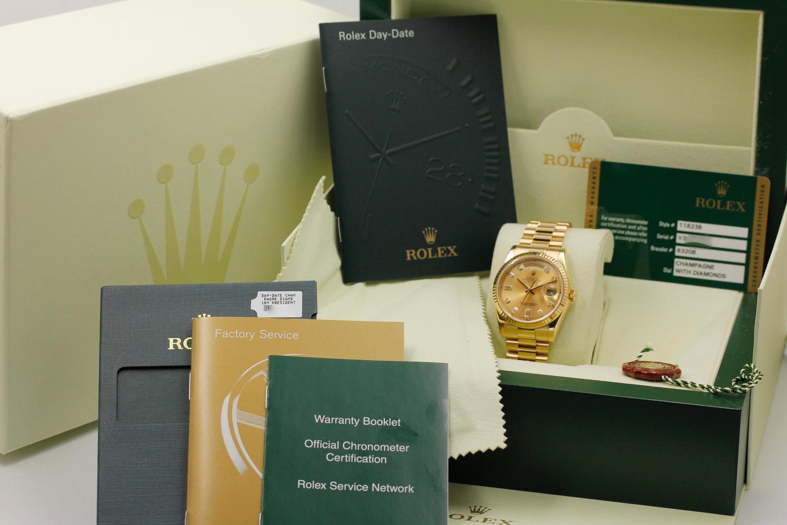 Watch Image 11