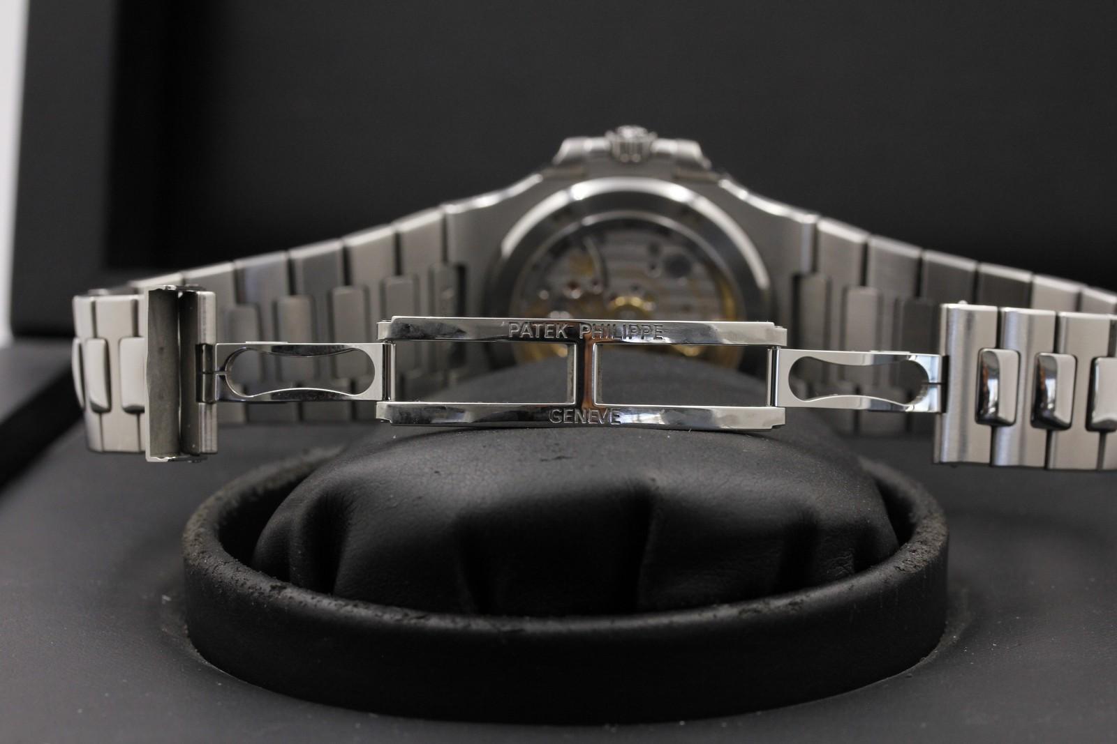 Watch Image 12