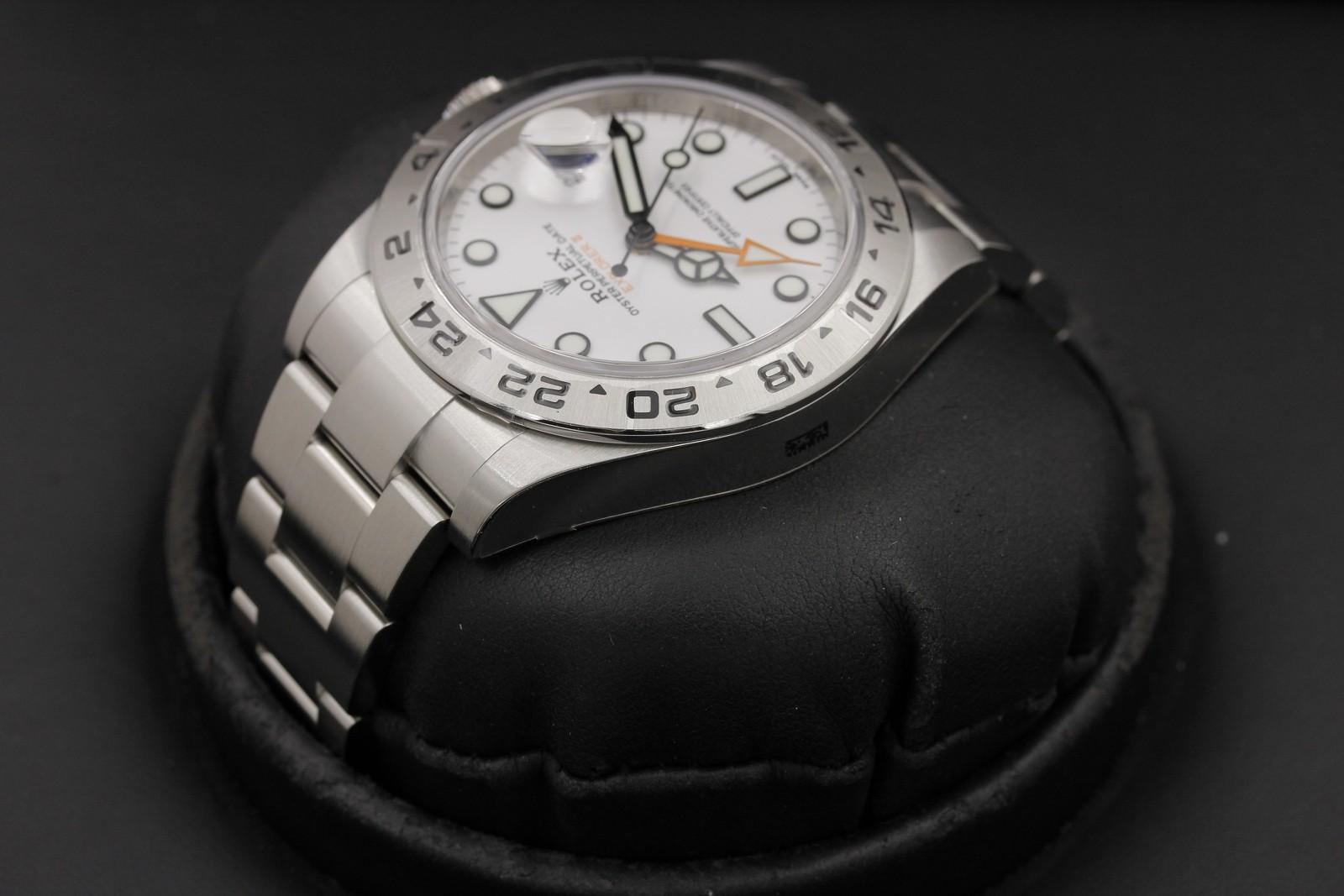 Watch Image 5