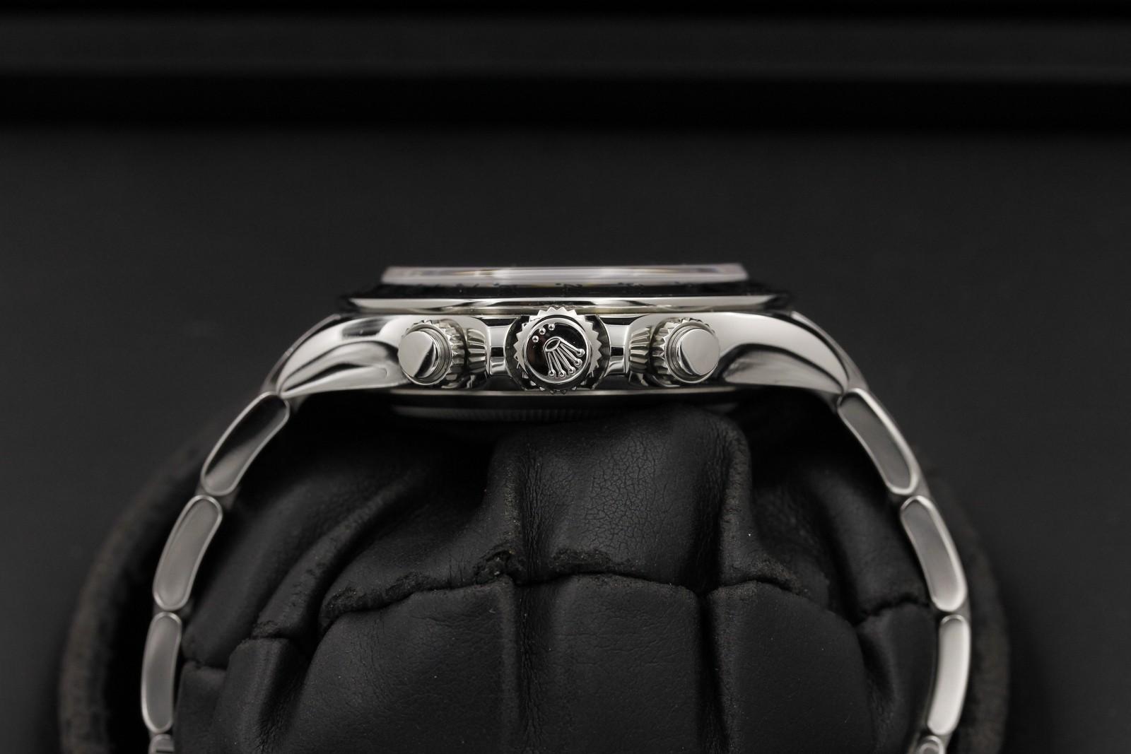Watch Image 3