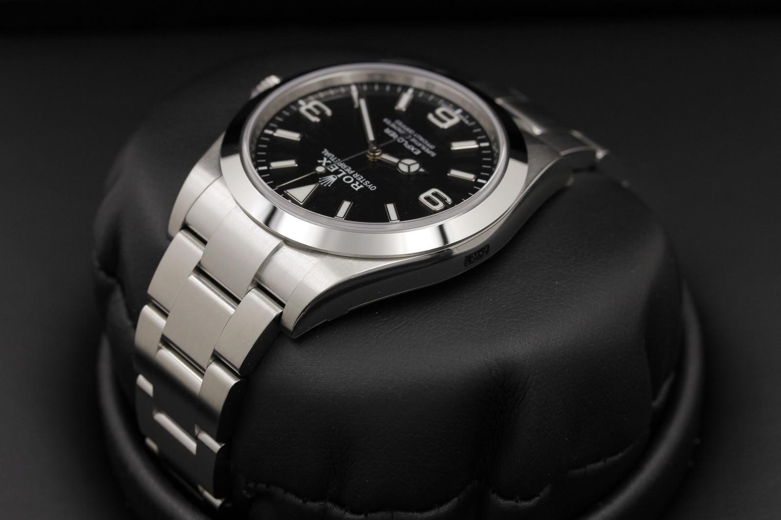 Watch Image 5