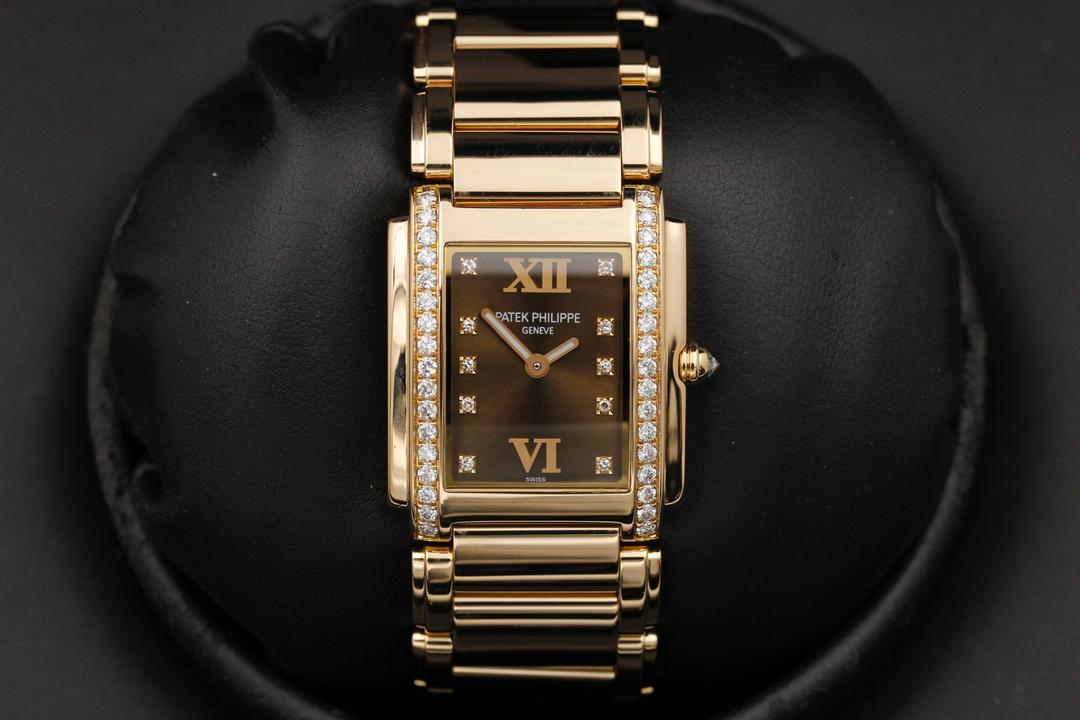 Patek Philippe Twenty-4 4910/11r-010