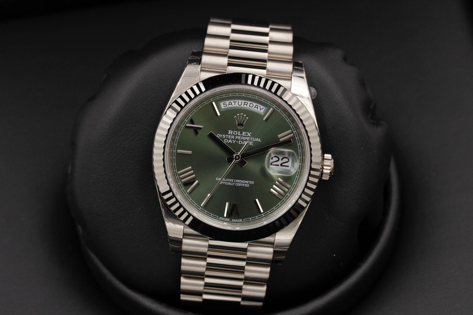 Watch Image 8