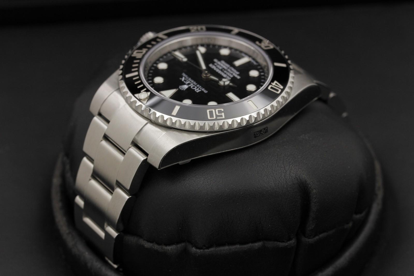 Watch Image 5