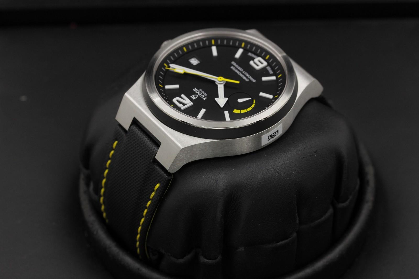 Watch Image 5