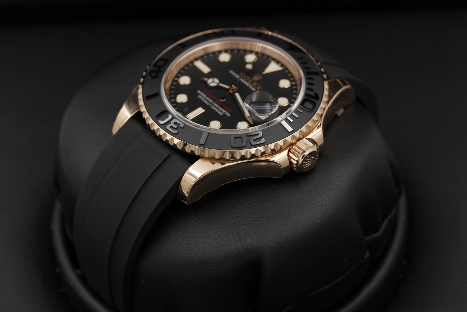 Watch Image 2
