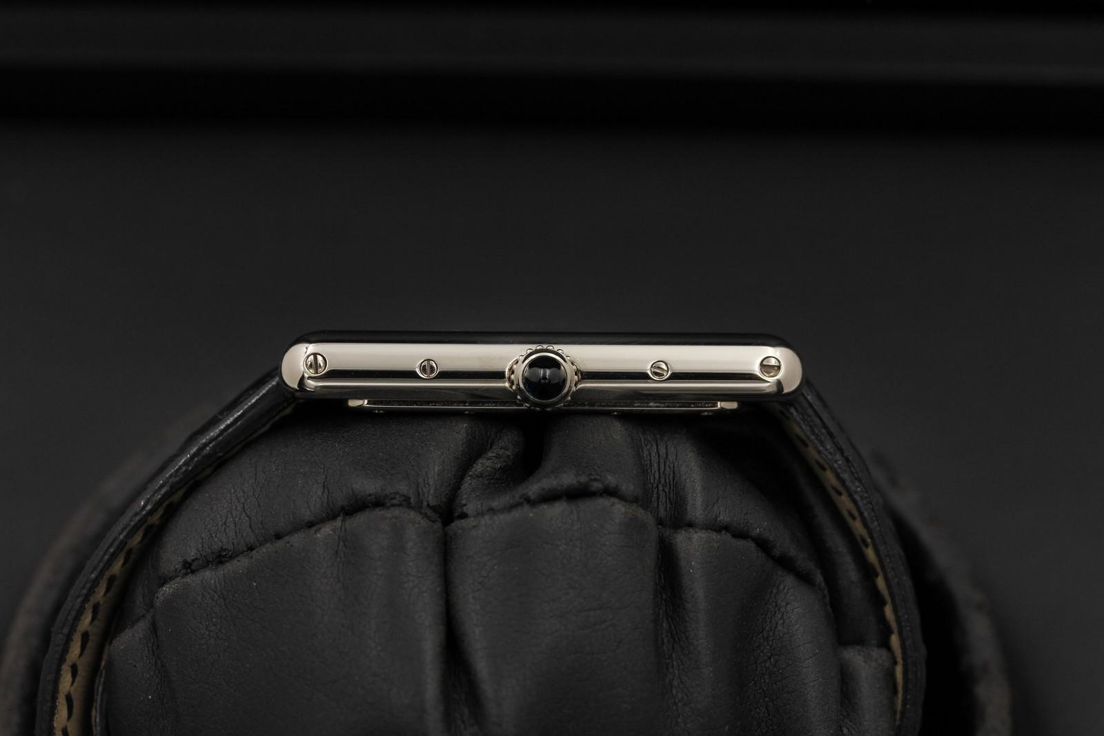 Watch Image 3