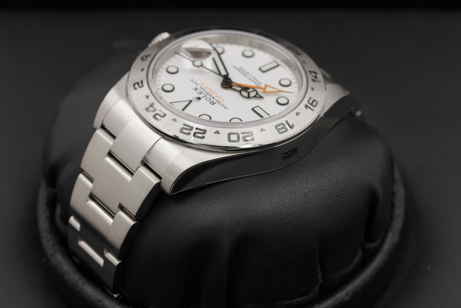 Watch Image 5